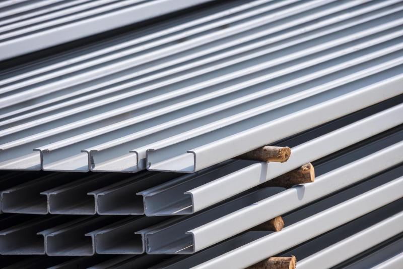 Como escolher a viga U laminada ideal para sua construção Como escolher a viga U laminada ideal para sua construção